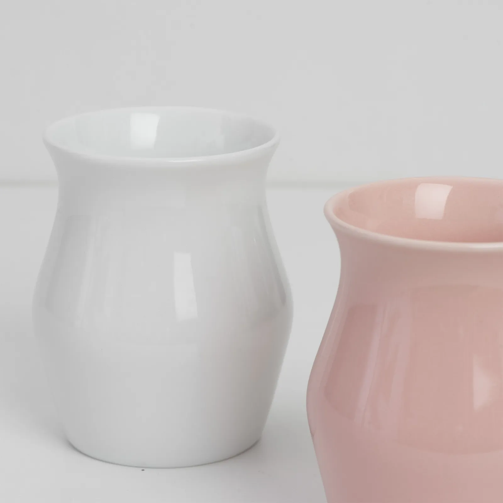 Ly sứ Origami Sensory Flavor Cup 360ml hai màu trắng và hồng