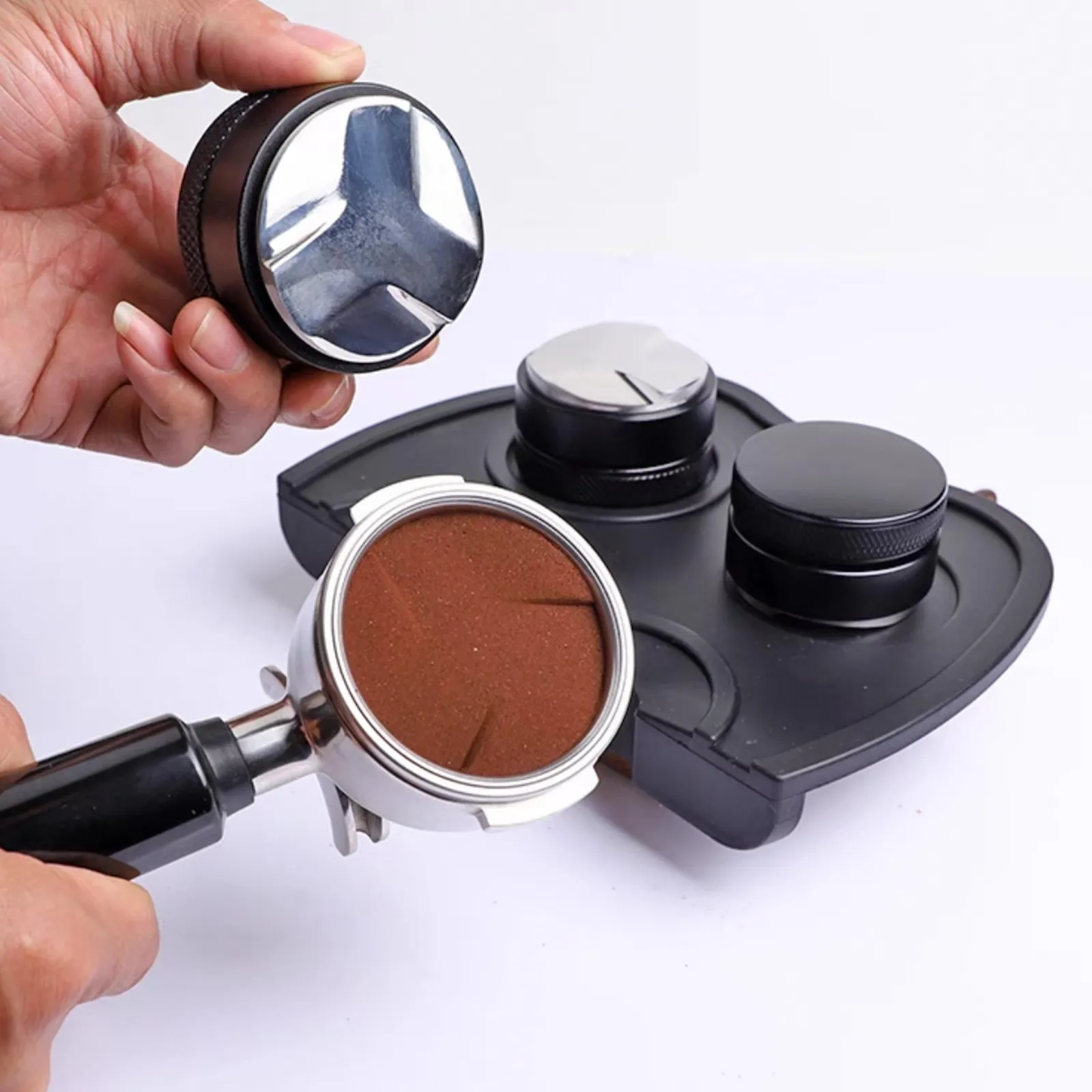 Mặt dưới của OCD với ba cánh san nghiêng chia đều