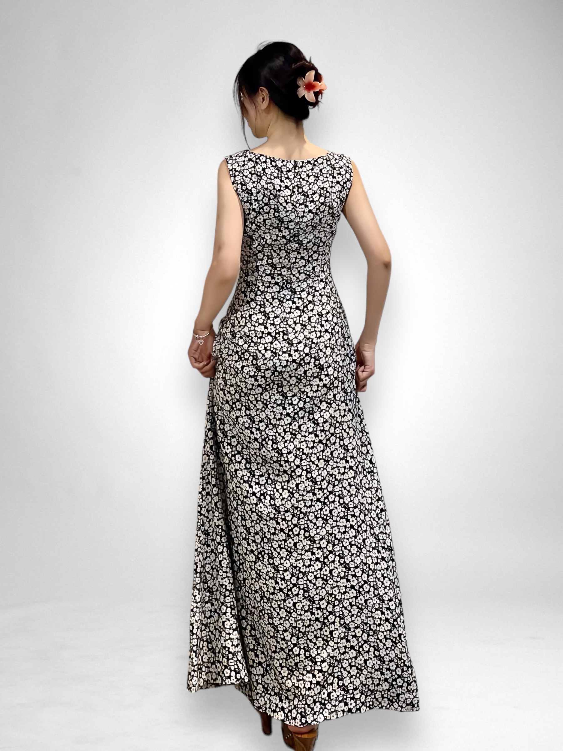 deThuong trên Facebook