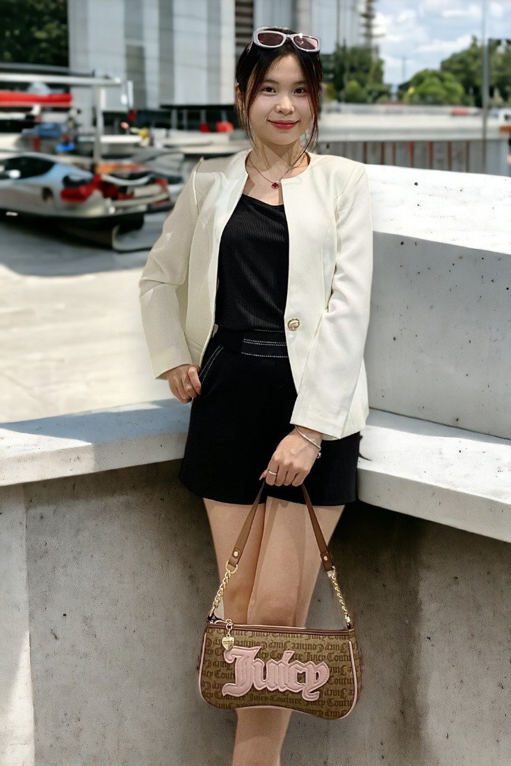 deThuong trên Facebook