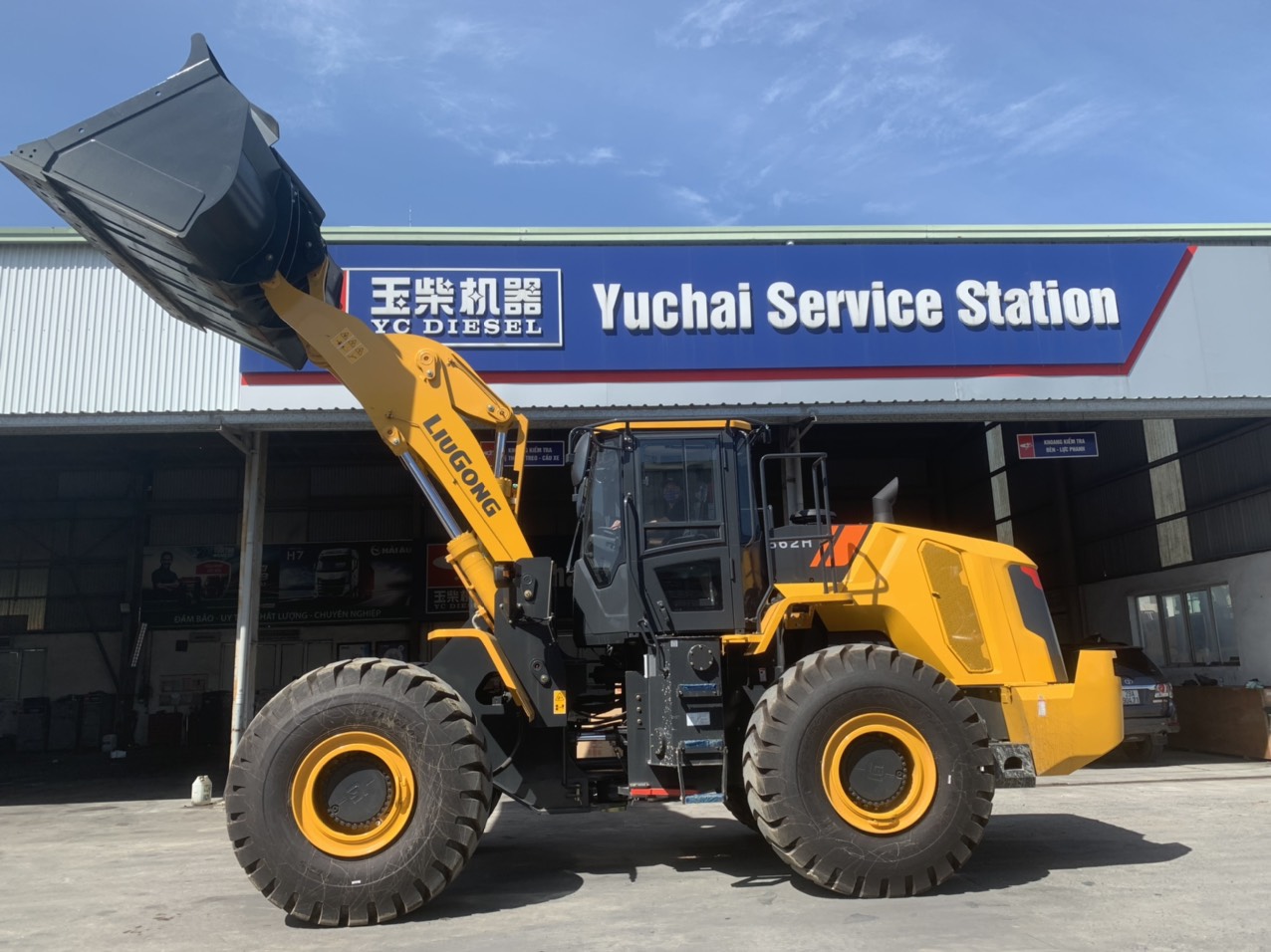 xuc-lat-liugong-862h