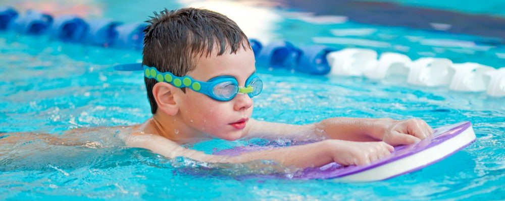 Những lợi ích tuyệt vời của bơi lội đối với trẻ em | Baby Của Bố