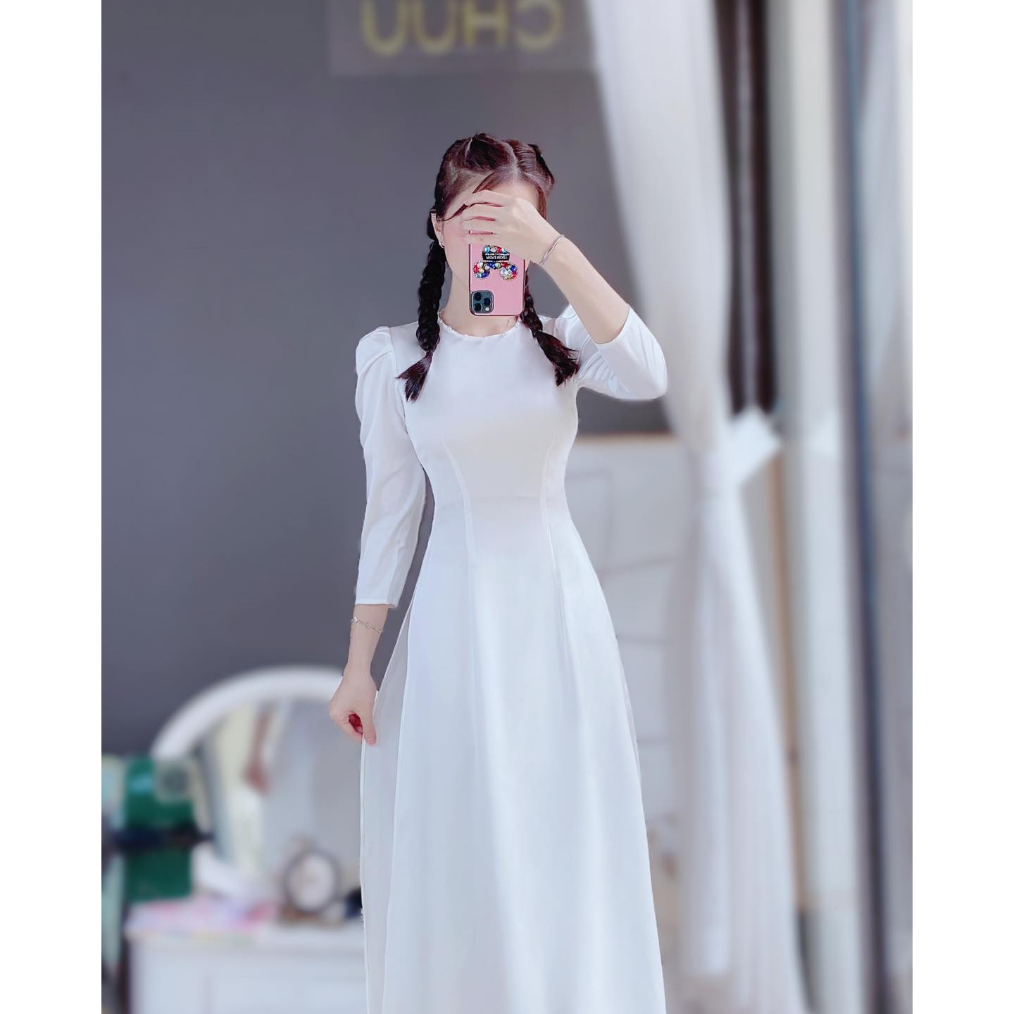 Mặc Áo Dài Trắng Đi Giày Gì Phù Hợp Nhất Cho Các Nàng?