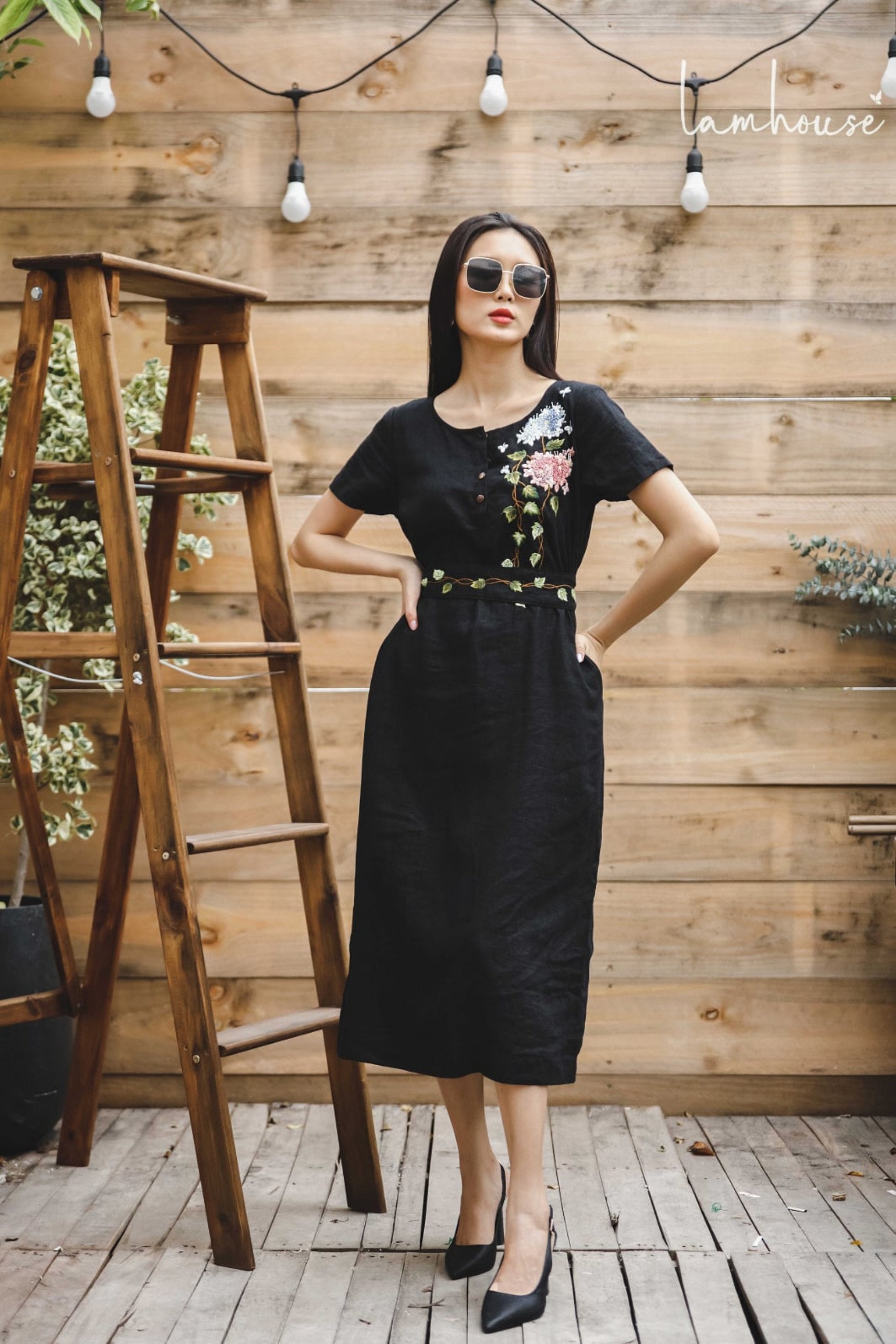 Váy 2 dây dáng dài Đầm maxi hoa nữ Style Vintage HongKong 90's 🦋 | Shopee  Việt Nam