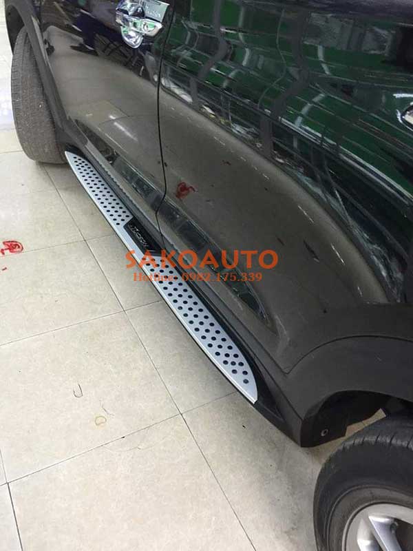 lắp bậc lên xuống cho xe tucson 2019