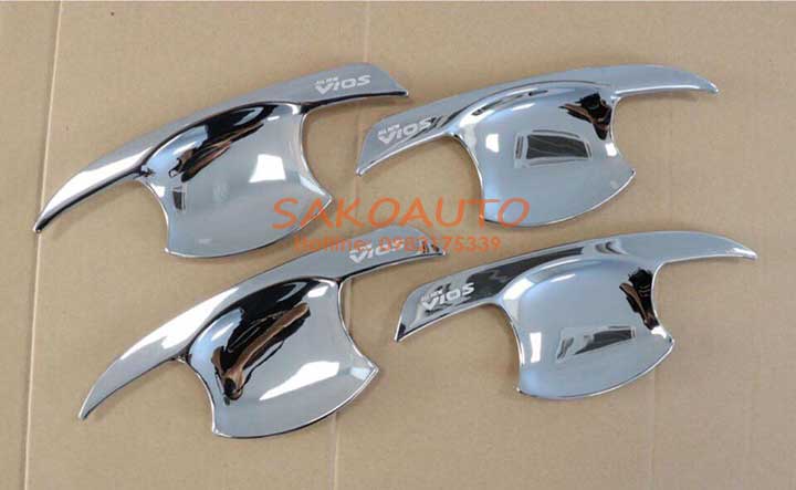 ốp tay nắm cửa xe vios 2019