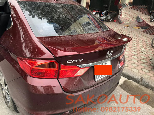 đuôi cá honda city 2019