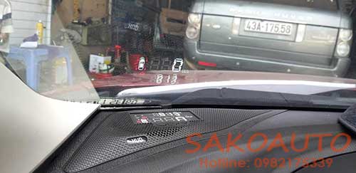 HUD THEO XE MAZDA 3