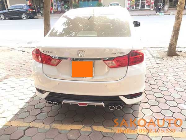 líp pô cho xe honda city 2019