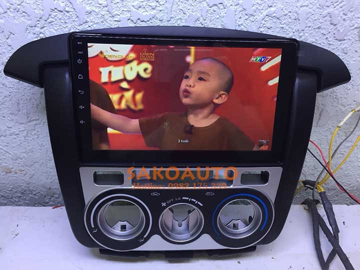 màn hình android cho xe hơi