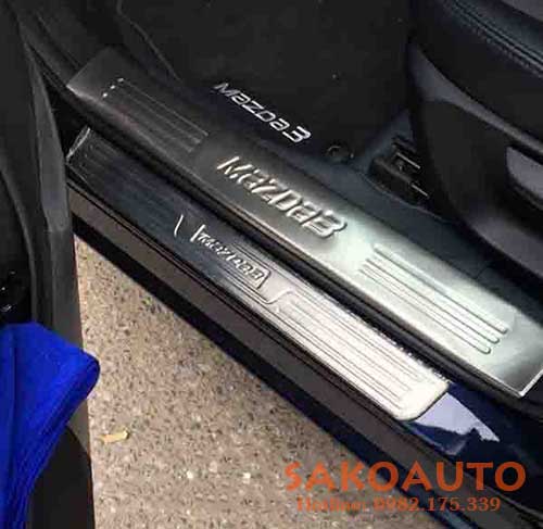 ốp bậc cửa mazda 3 2019