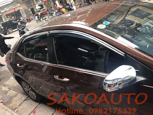 vè mưa xe altis 2019
