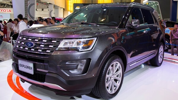 SUV 7 chỗ hạng sang Ford Explorer đáng mua nhất trong tầm giá 2 tỷ