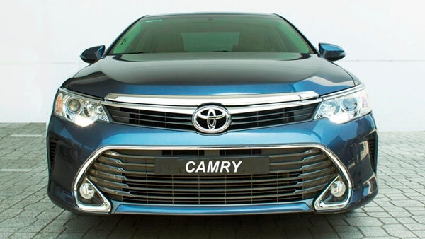 Toyota Việt Nam triệu hồi xe Camry 2.0E để cập nhật phần mềm