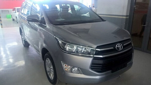 Lộ diện Toyota Innova 2016 mới tại Hà Nội trước ngày ra mắt 18/7