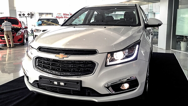 Những điểm đáng giá nhất trên Chevrolet Cruze 2017 mới tại Việt Nam [Infographic]