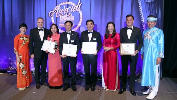 Chevrolet Thăng Long nhận giải thưởng Đại lý xuất sắc nhất Toàn cầu tại Mỹ