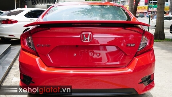 Phần đuôi xe Honda Civic