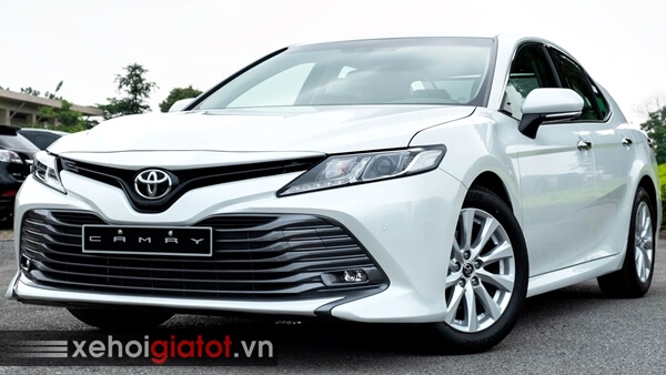 Toyota Camry 2.0G