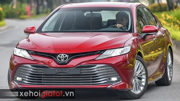 Toyota Camry 2022 20Q với màu đỏ 3T3 cá tính Toyota Camry 2022 20Q màu  đỏ 3T3 cá tính và lịch lãm