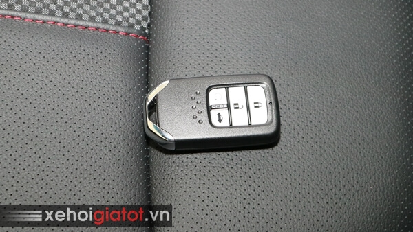 Chìa khóa xe Civic 1.5 RS