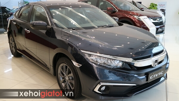 Ngoại thất Civic 1.8 G