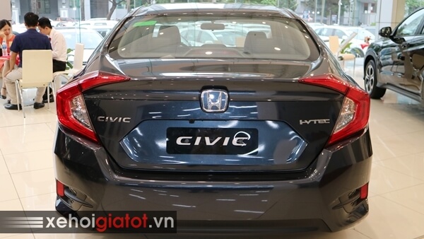 Đuôi sau xe Civic 1.8 G