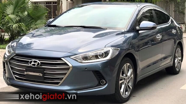 Ngoại thất xe Hyundai Elantra 2.0 AT 2017 cũ