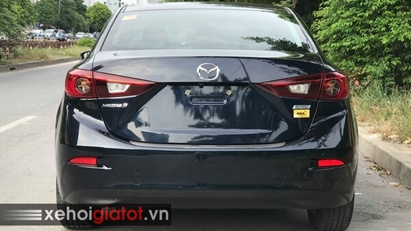 Đuôi sau xe Mazda 3 Sedan 1.5 AT 2016 cũ