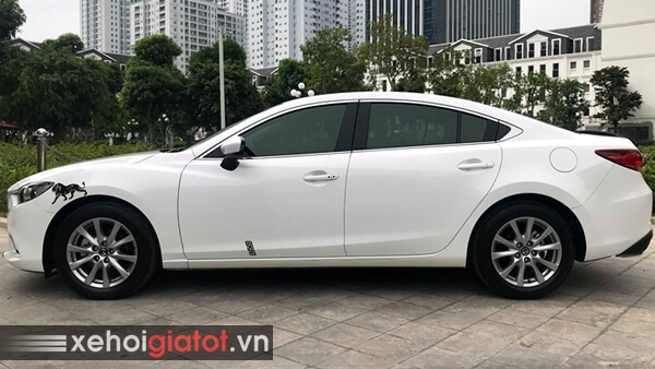 Thân xe Mazda 6 2.0 AT 2016 cũ