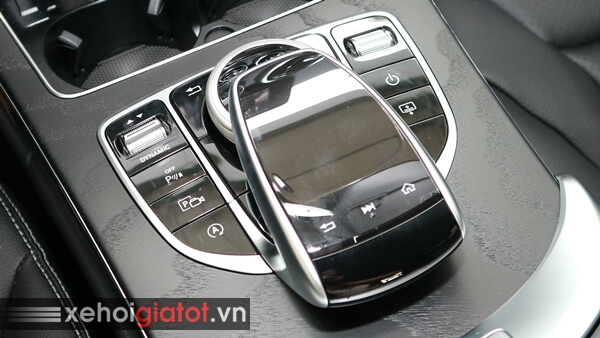 Touchpad cảm ứng xe Mercedes C200