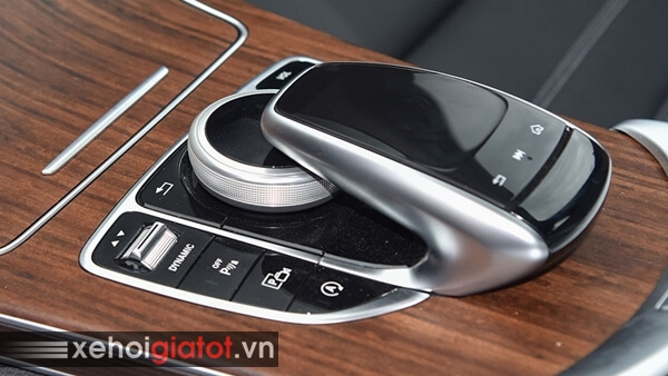 Touchpad cảm ứng xe Mercedes C200 Exclusive