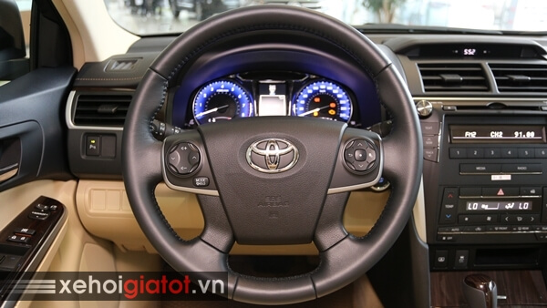 Vô lăng xe Camry 2.0E