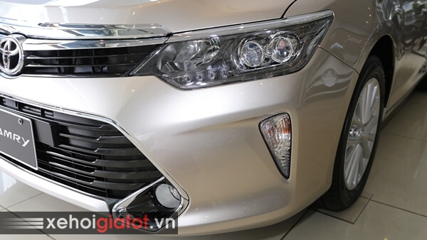 Cụm đèn trước xe Camry 2.0E