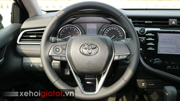 Vô lăng xe Camry 2.0G