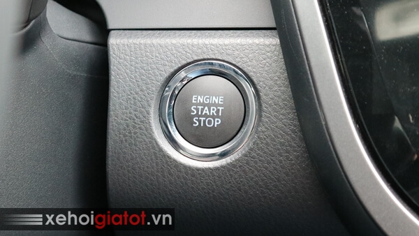 Khởi động Start/stop xe Camry 2.5Q