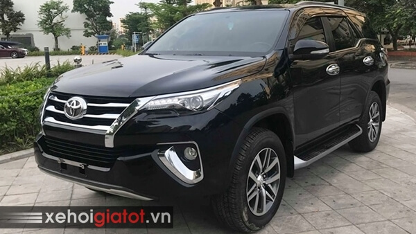 Bán xe Toyota Fortuner 2.7V AT 4x4 2017 cũ màu đen chạy 14.000 km Bán Xe Toyota Fortuner 2.7V At 4X4 2017 Cũ Màu Đen Chạy 14.000 Km