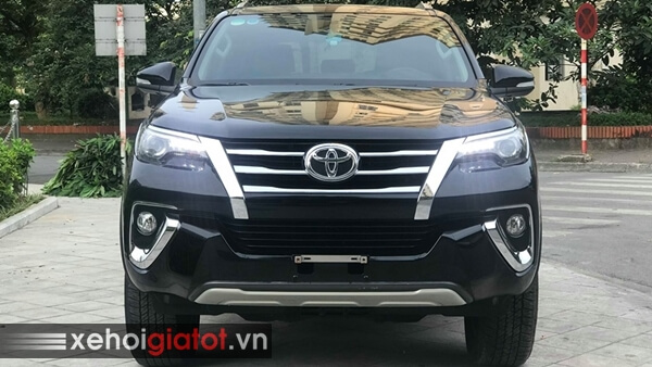 Đầu xe Toyota Fortuner 2.7V AT 4x4 2017 cũ