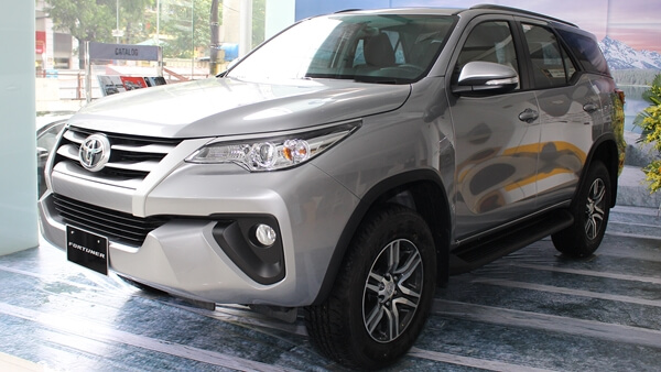 Bảng giá Toyota Fortuner 2017 nhập khẩu cũ tháng 032023