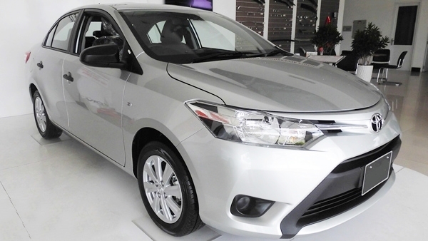 Đánh giá xe Toyota Vios 1.3 J MT số sàn phiên bản 2016 mới