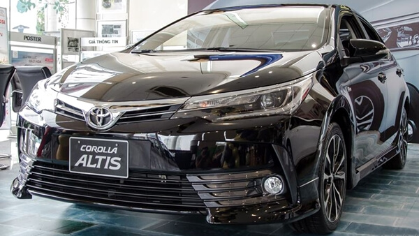 Đánh giá xe Toyota Corolla Altis 2019 Sedan hạng C sang trọng