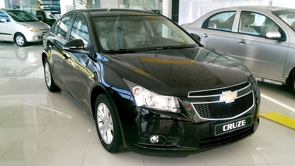 Chevrolet Cruze LS 1.6 MT 2018