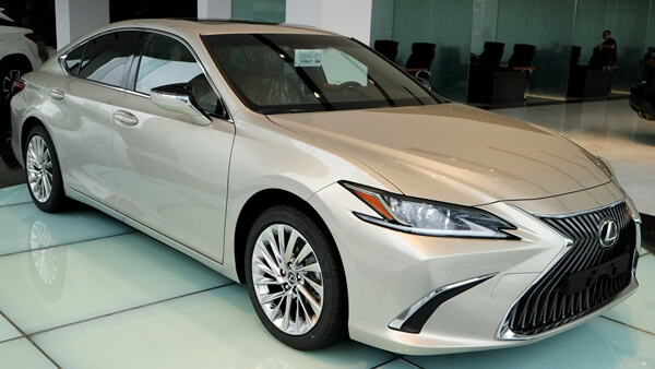 Trải nghiệm Lexus ES 250 F Sport Lái hay hơn nhưng vẫn thiếu chút để đã   Báo Dân trí