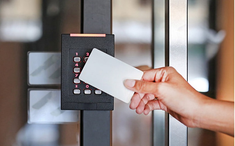 Hướng dẫn cách sử dụng thẻ từ thang máy đơn giản nhất