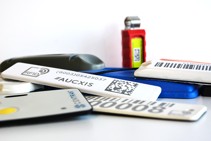 Thẻ RFID là gì và chúng hoạt động như thế nào?