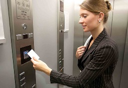 Tư vấn và báo giá hệ thống kiểm soát ra vào thang máy