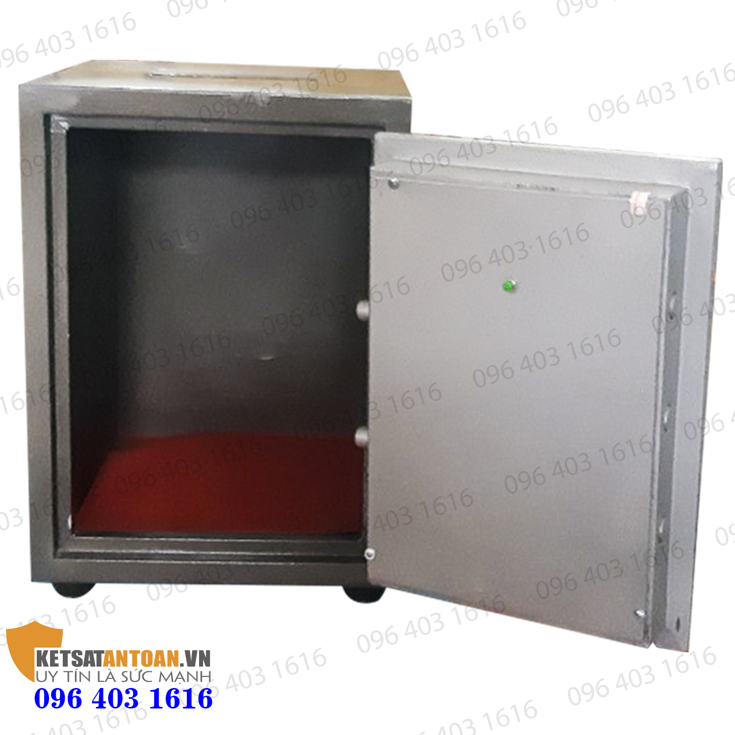 két sắt có khe bỏ tiền ở phía trên 