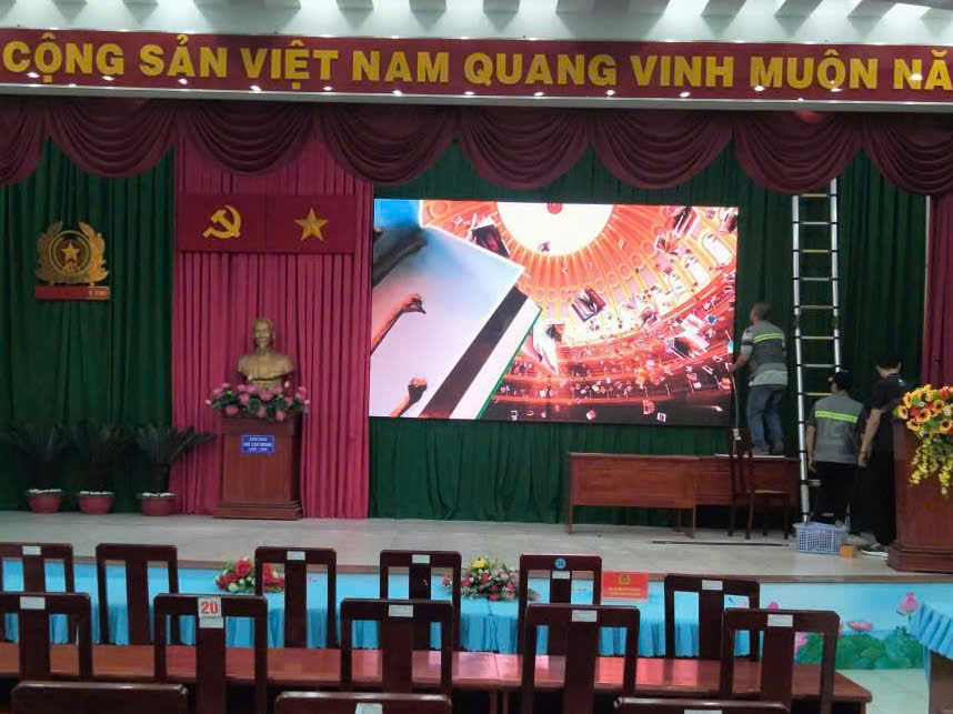 màn hình led trong nha