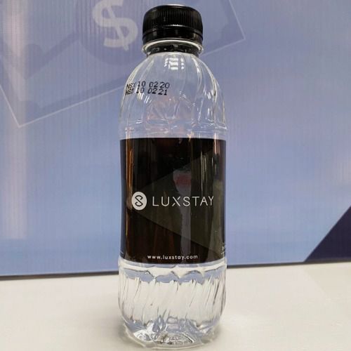 Nước tinh khiết đóng chai - Luxstay