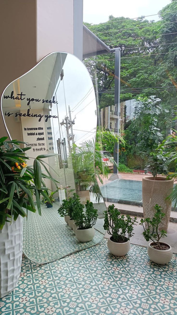 Gương LED decor nghệ thuật đa hình